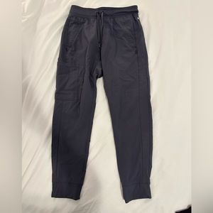 Men’s medium grey short length Cherokee brand scrub pants